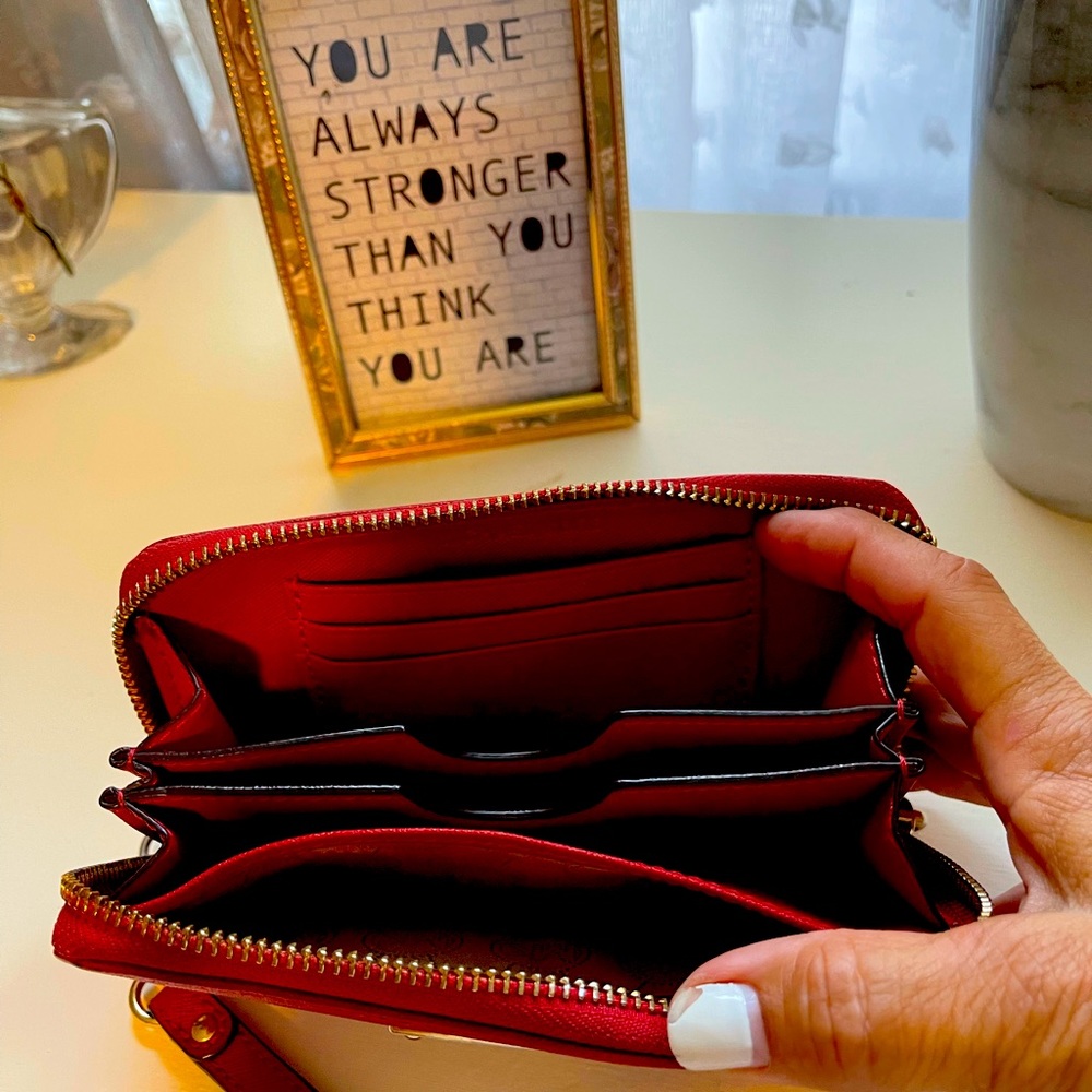 Michael Kors wristlet